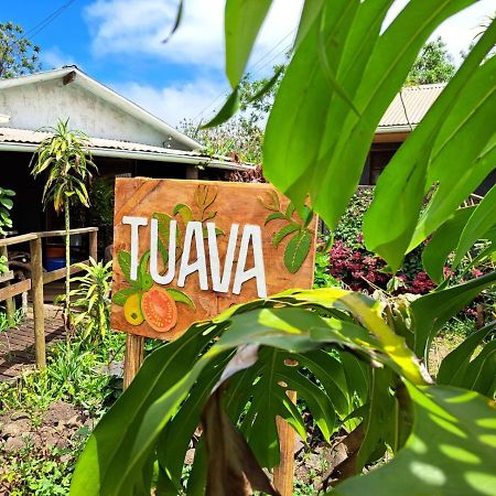 Tuava Lodge Hanga Roa Eksteriør bilde