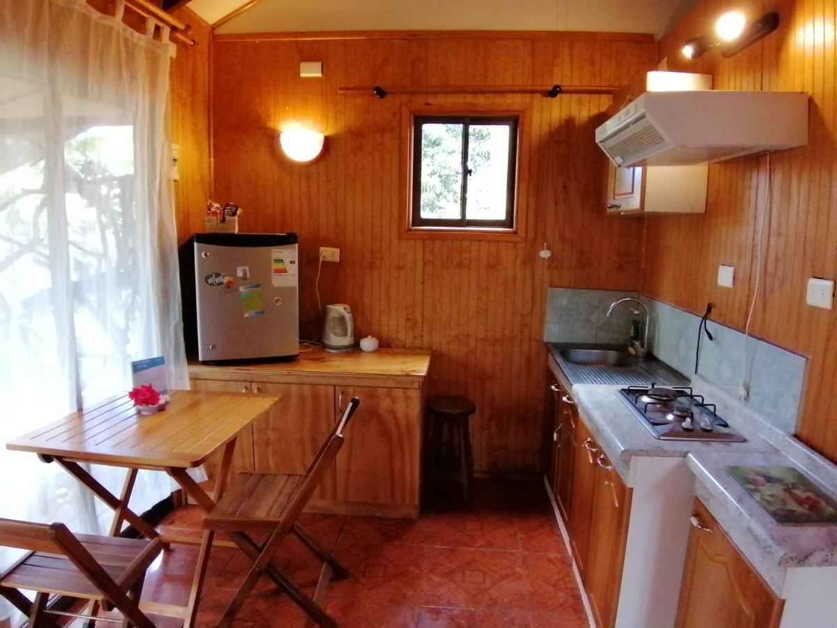 Tuava Lodge Hanga Roa Eksteriør bilde