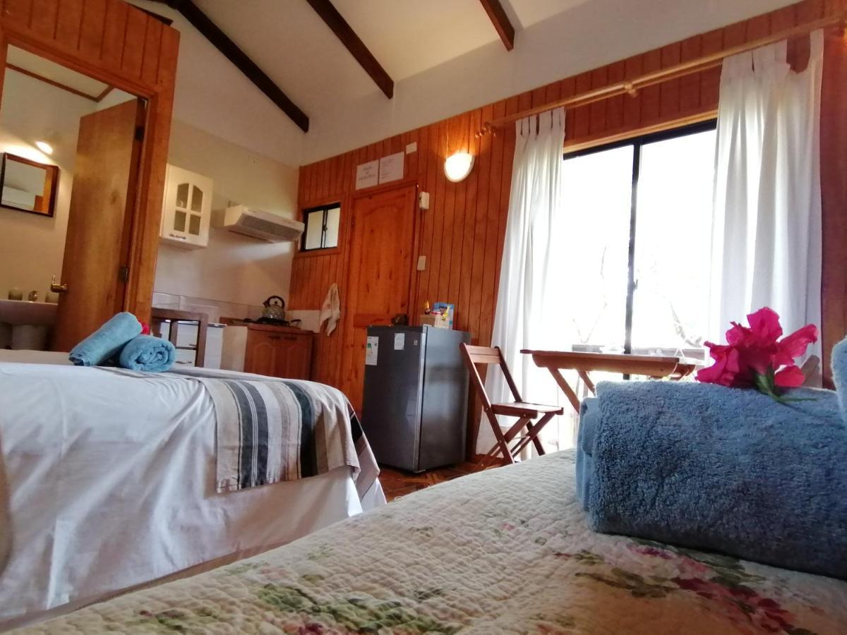 Tuava Lodge Hanga Roa Eksteriør bilde