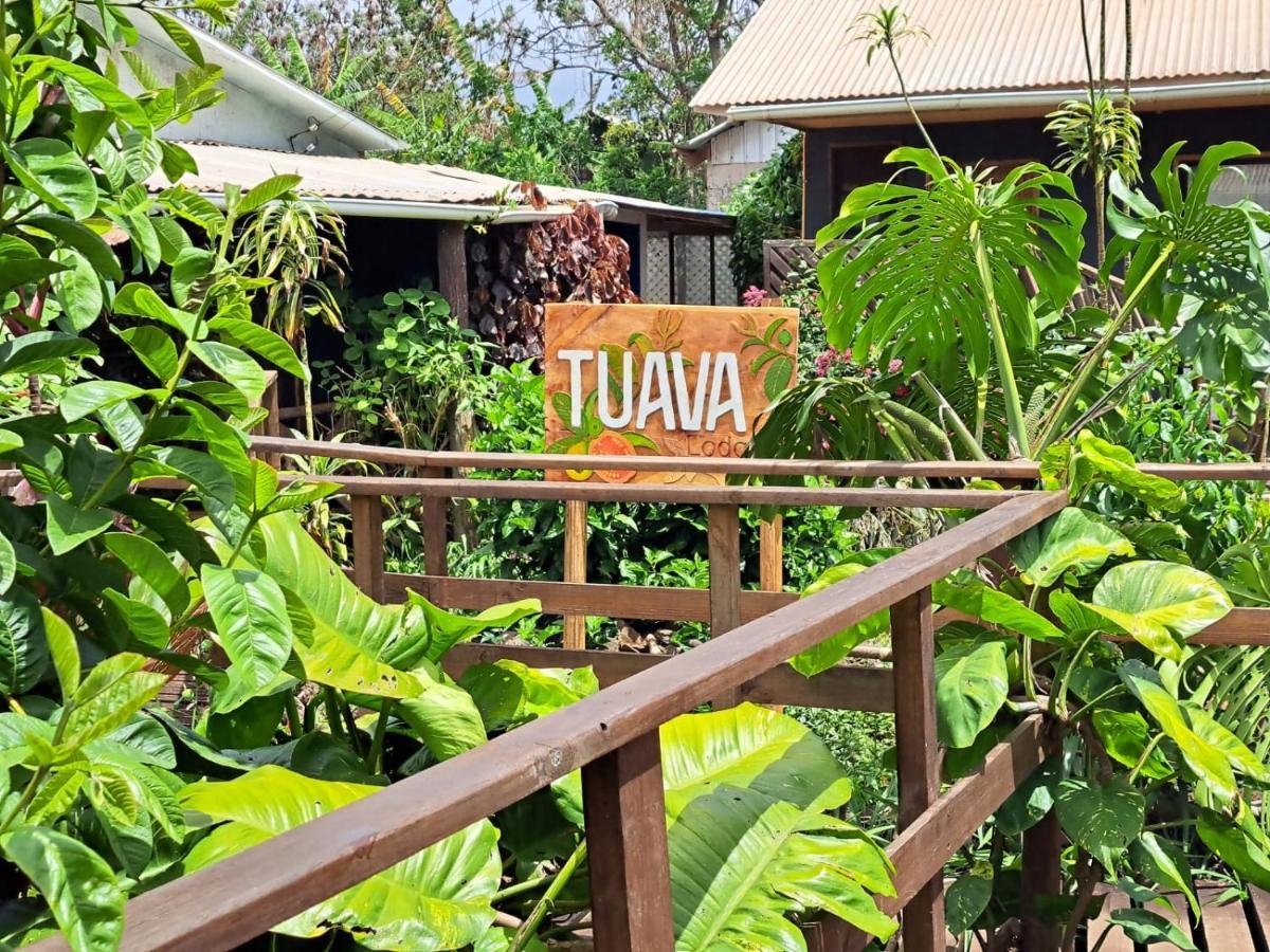 Tuava Lodge Hanga Roa Eksteriør bilde