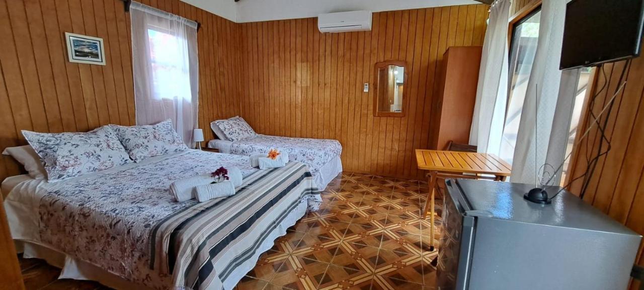 Tuava Lodge Hanga Roa Eksteriør bilde